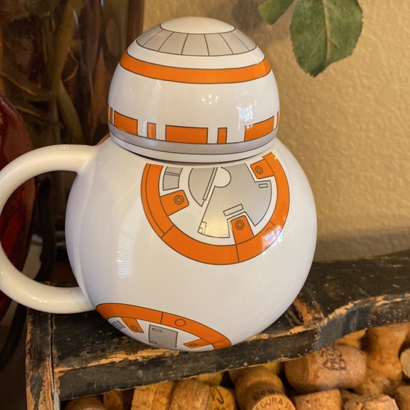 NWT Disney Star Wars BB 8 Droid mug with lid - Picture 3 of 7